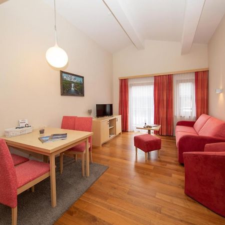 Arabella Golf- Und Ski-Appartement Zell am See Buitenkant foto